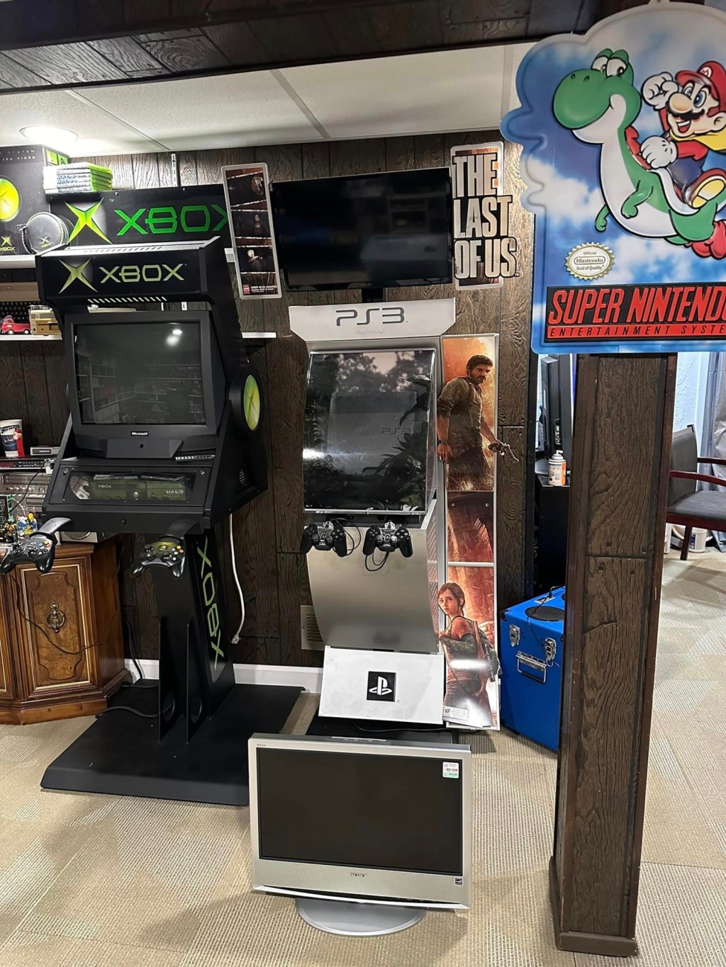 The Last of Us PS3 Kiosk Side&nbsp;Bars